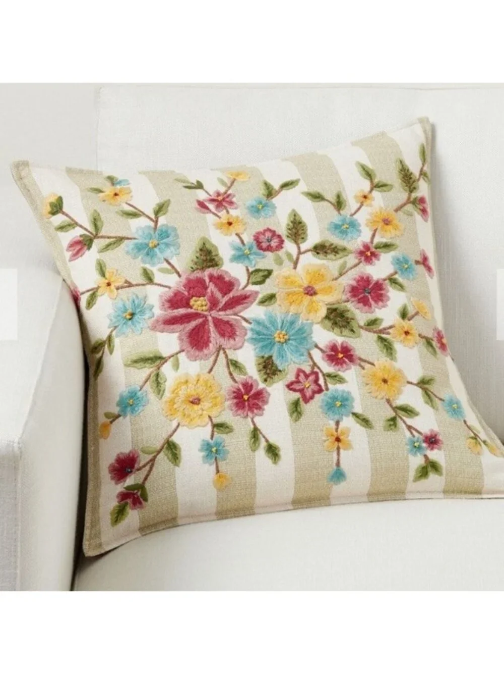 New Potterybarn Jean Floral Embroidered Reversible Pillow Cover